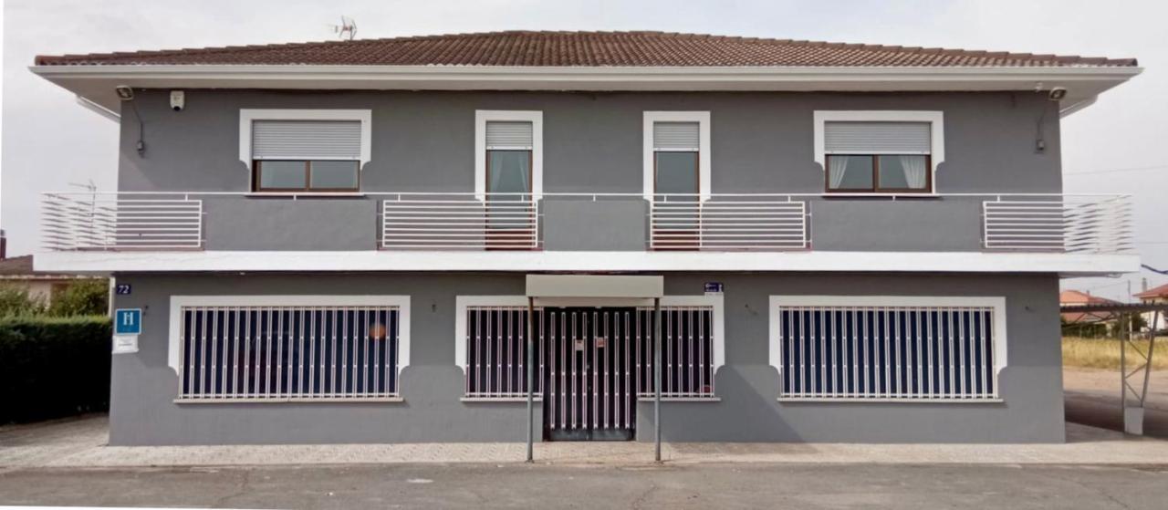 La Villa Hostal Кальварраса-де-Абахо Экстерьер фото