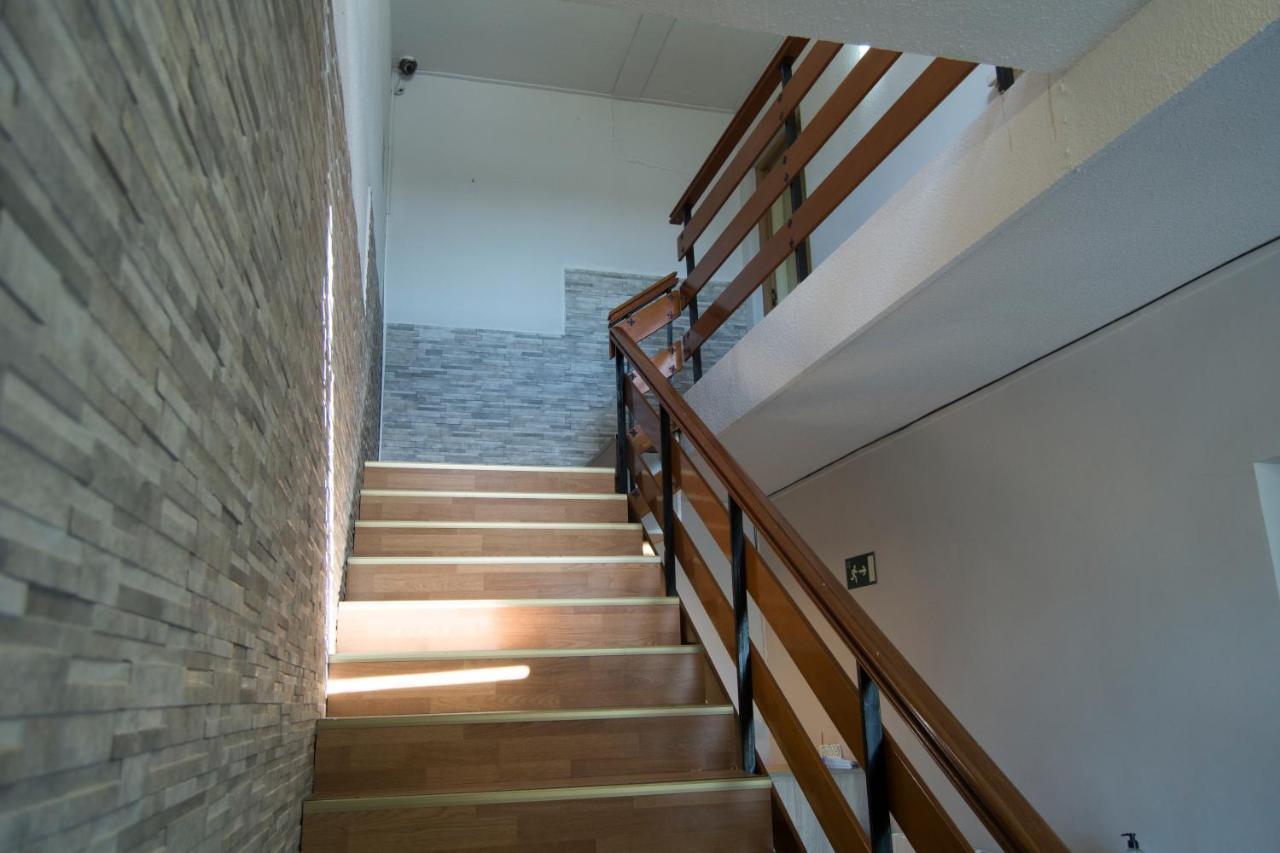 La Villa Hostal Кальварраса-де-Абахо Экстерьер фото